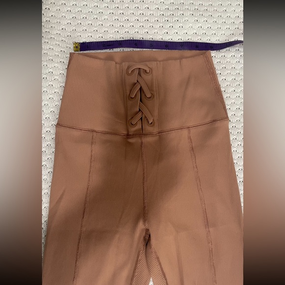 No name high rise tan leggings - Picture 4 of 5